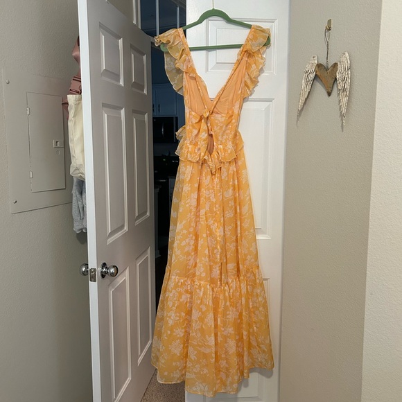 Abercrombie Flutter Sleeve maxi dress, size s - Picture 9 of 9